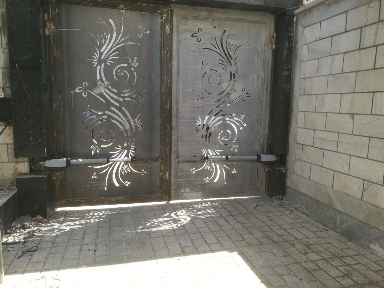 جک پارکینگ یال مدل پرایم